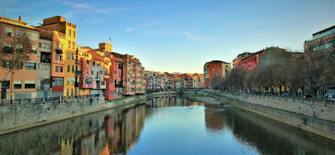 day trip to girona from barcelona