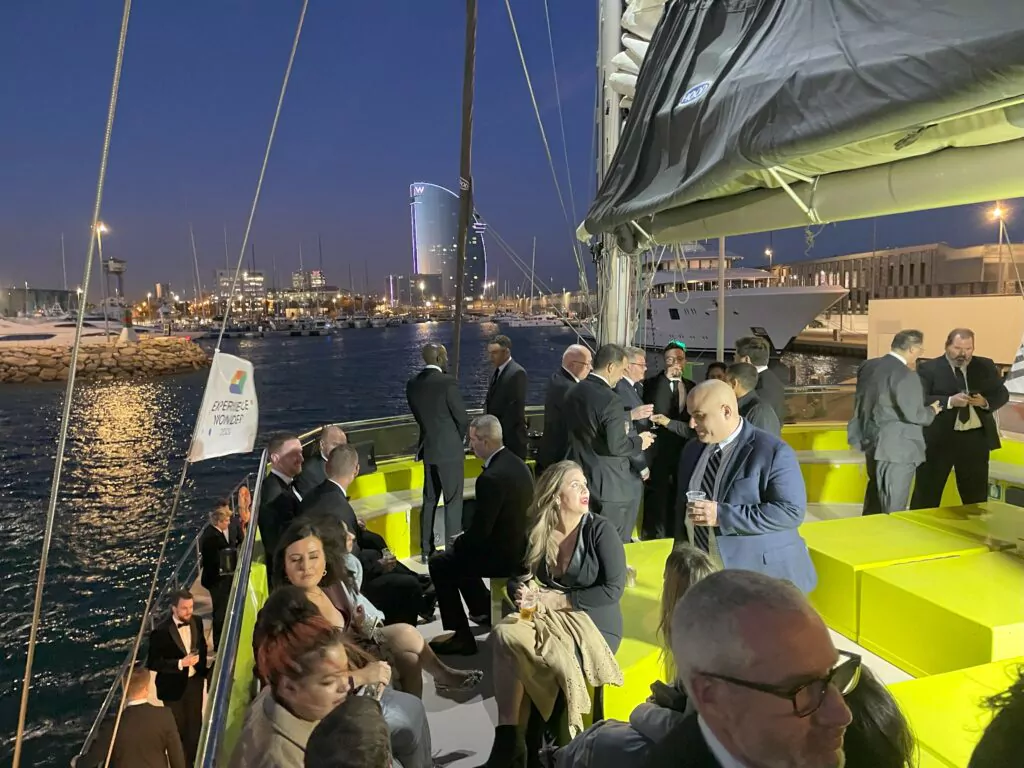 Tours privados en barco para empresas en Barcelona