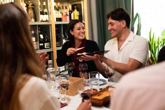 Group in a Tapas and wine tour
